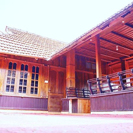 Moon Waves Beach Hotel Varkala Exterior photo