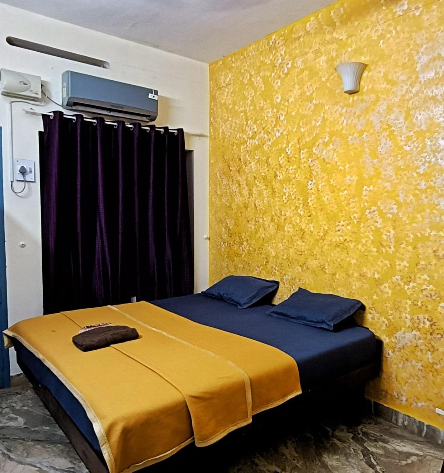 Moon Waves Beach Hotel Varkala Exterior photo